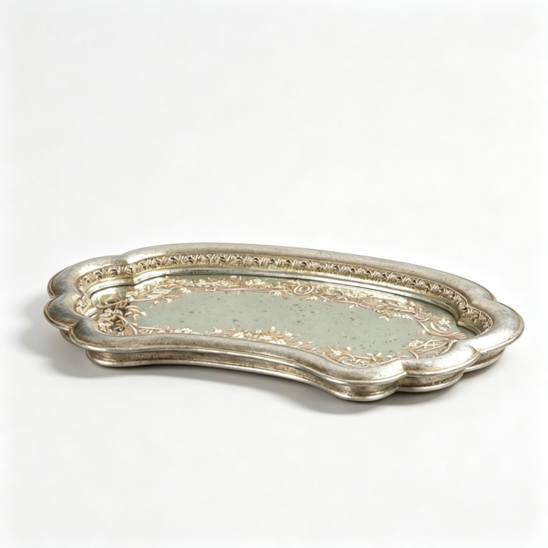 Wavy Metal-Carved Mirror-Surface Tray